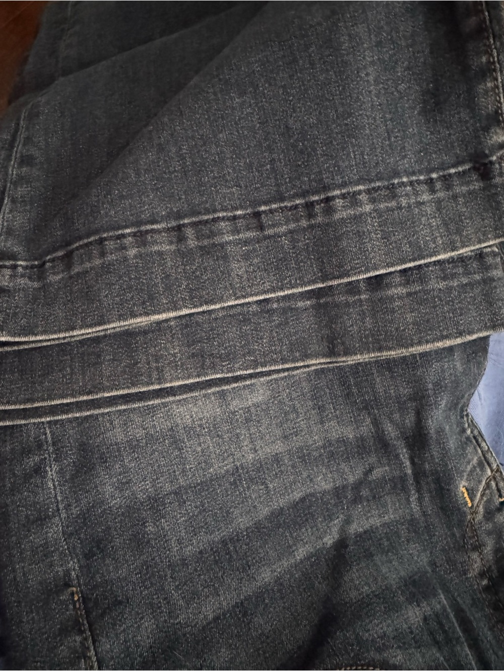 7 For All Mankind Men’s Dark Indigo Slim Jeans with Contrast Stitching - Picture 4 of 5
